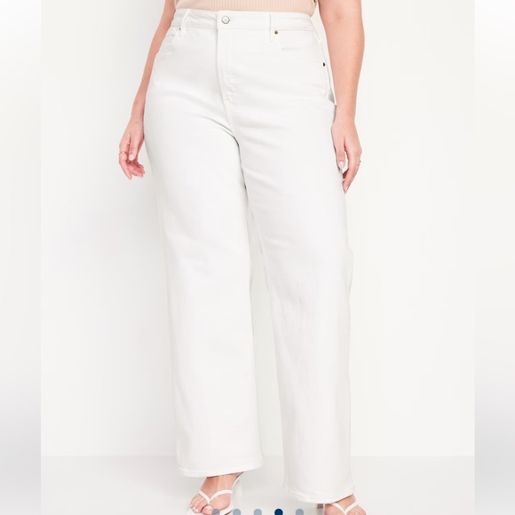 Old Navy Extra High-Waisted Sky-Hi Wide-Leg Jeans - Picture 1 of 3